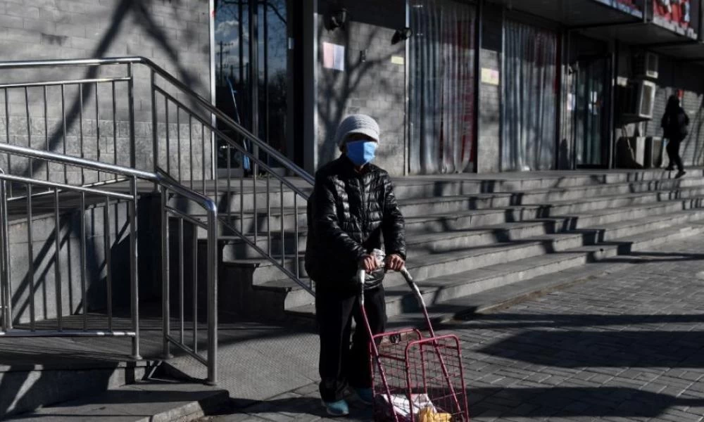 Χονγκ Κονγκ: Σε καραντίνα συγκροτήματα διαμερισμάτων λόγω της Όμικρον
